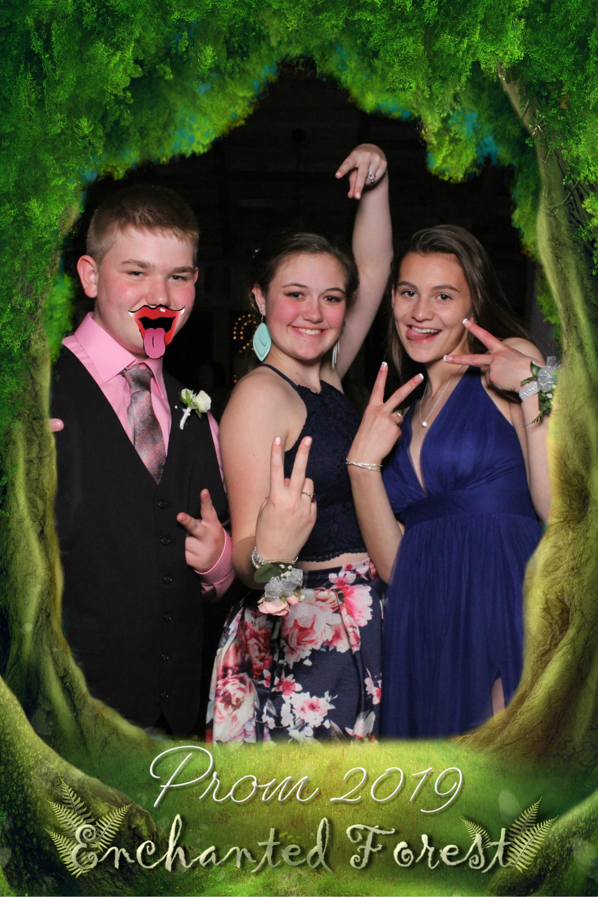 Rangeley Prom | View more photos from the event at gallery.mainemagicmirror.com/u/MaineMagicMirror/Rangeley-Prom